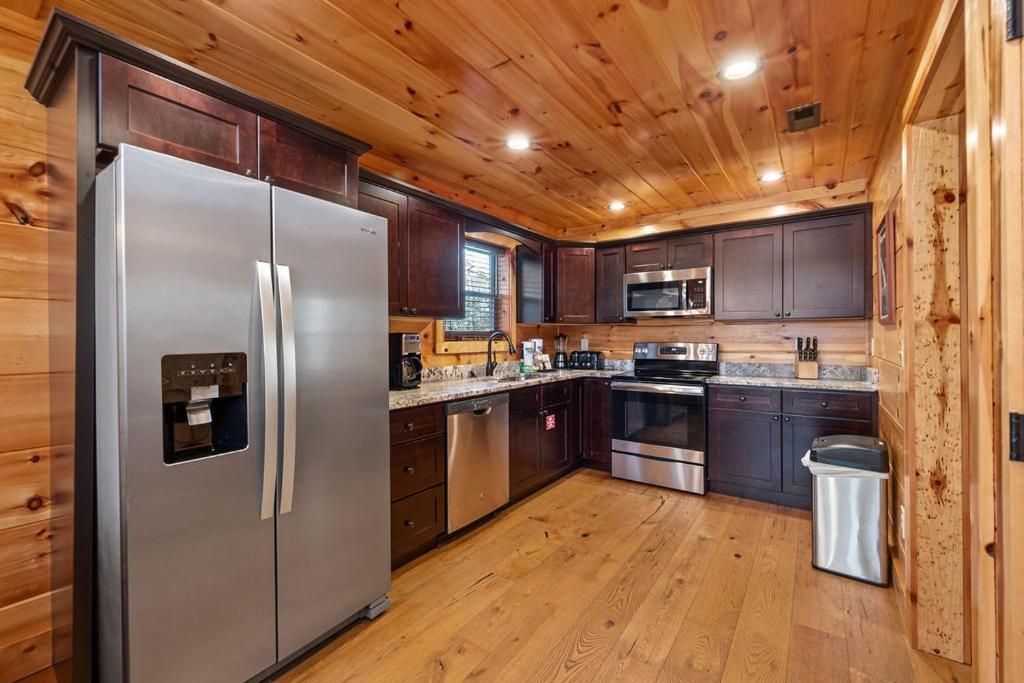 Bobcat Den By Eden Crest Villa Gatlinburg Ngoại thất bức ảnh
